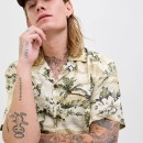 Thumbnail of jack---jones-hendrix-print-resort-s-s-shirt---grey-silver-lining_663957.jpg
